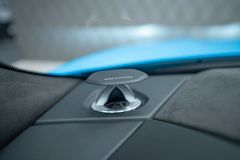 Urus 4.0 V8 SE 2026 BLUE PANO CARBON B&amp;O