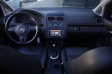 Volkswagen Touran - 2