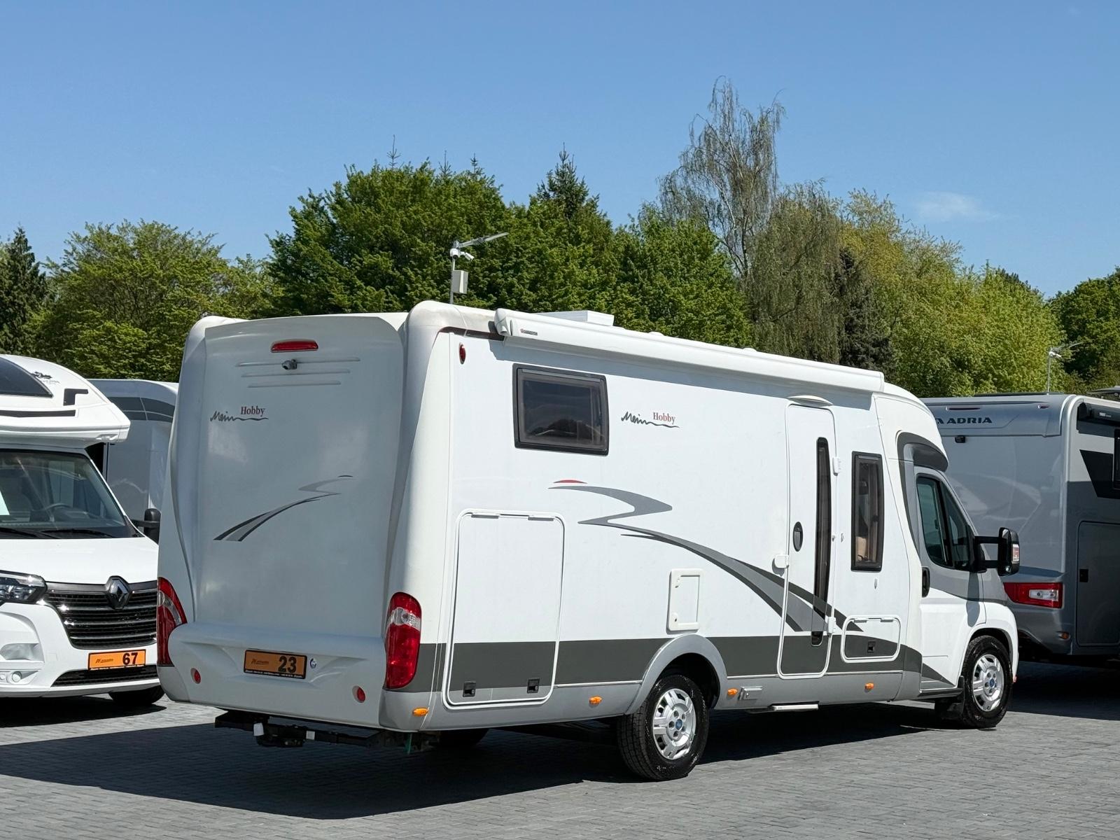 Hobby Toskana D690 GELC*2xKlima*SAT*AHK*Solar*Luftfed