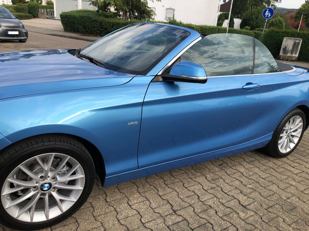 Image of BMW 218