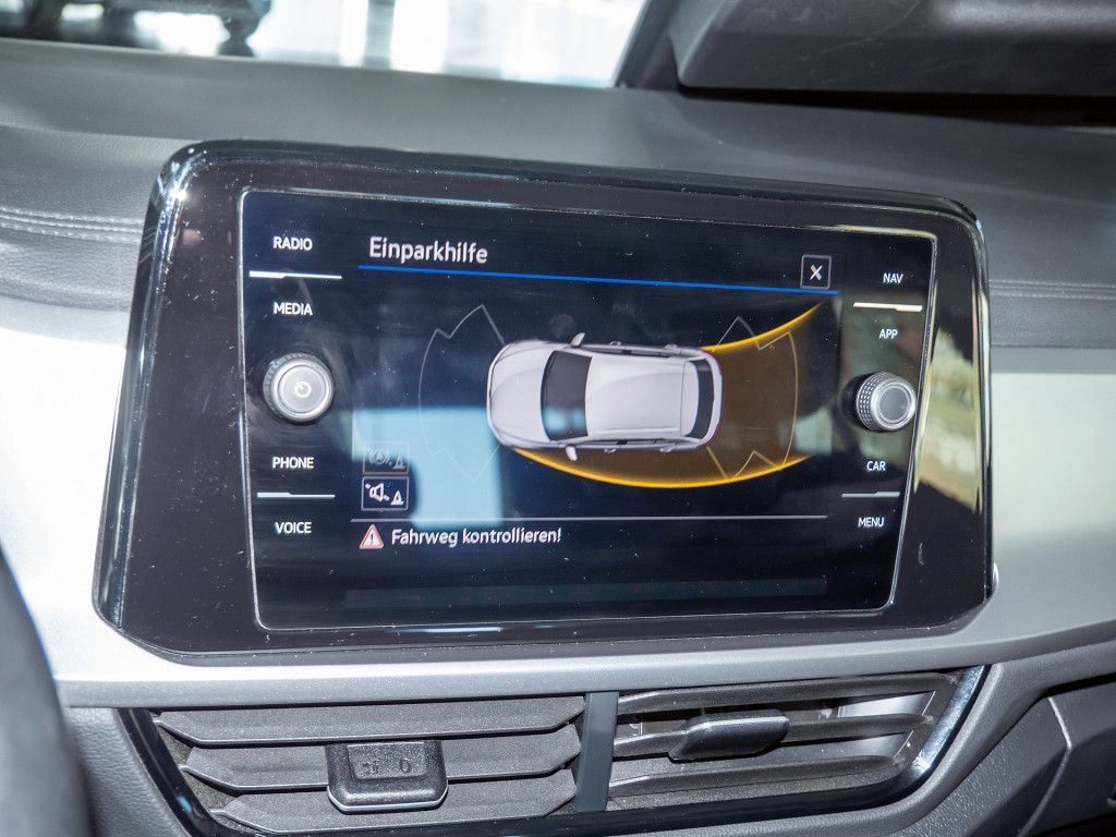 Volkswagen T-Roc - Bild 12