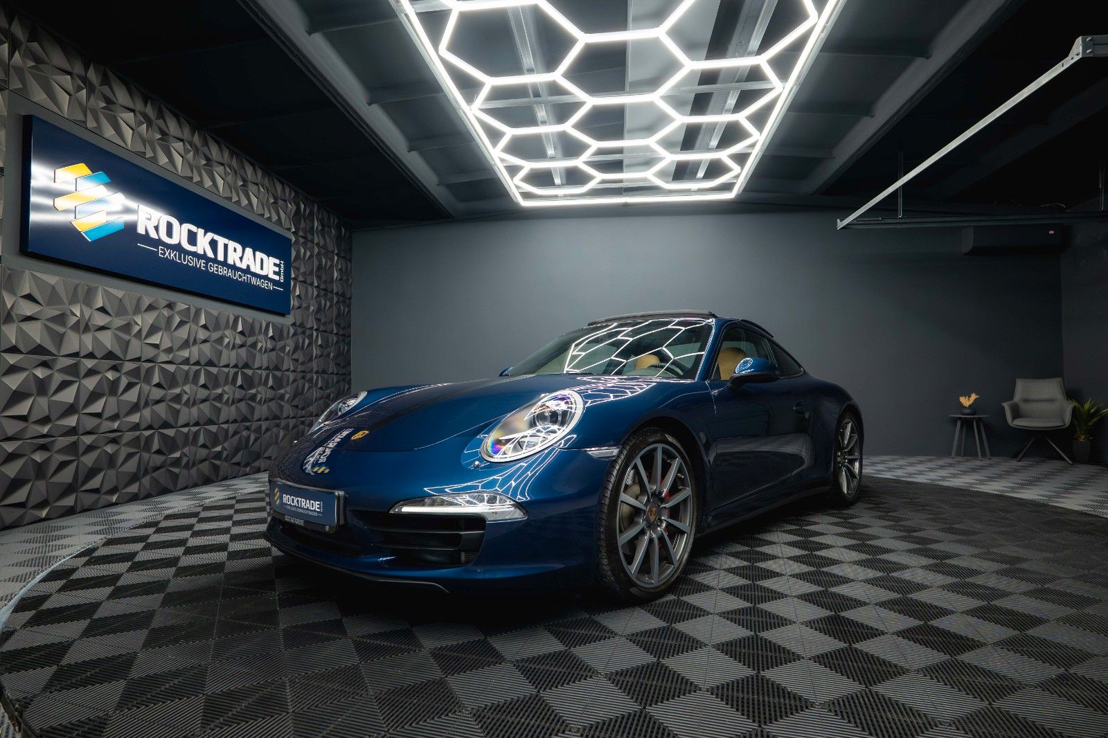 Fahrzeugabbildung Porsche 991 911 Carrera 4 S *111 Punkte*Pano*Sportabgas*