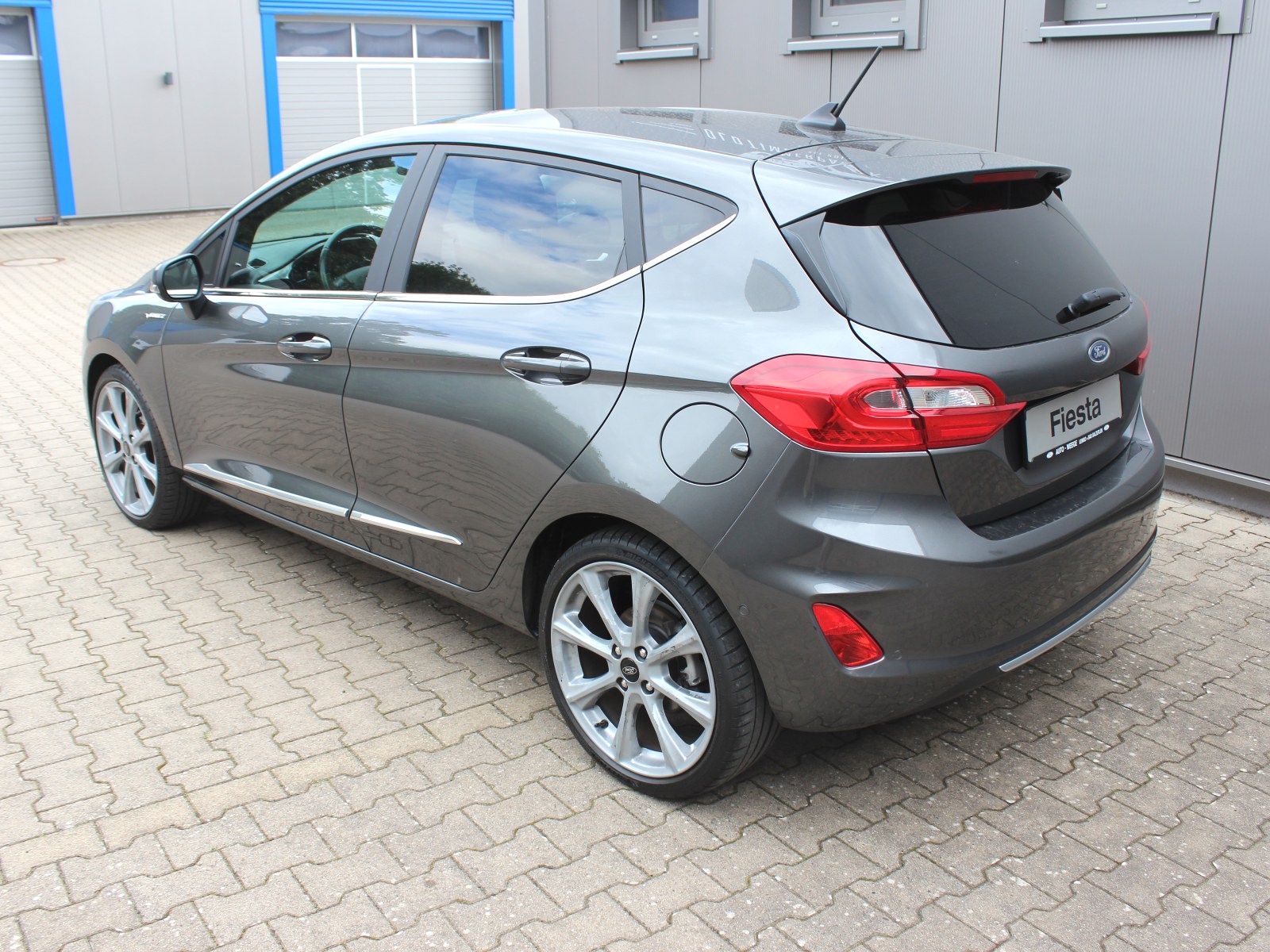 Fahrzeugabbildung Ford Fiesta Vignale 1,0 EcoBoost Start/Stopp