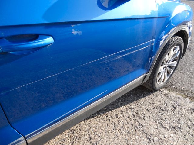 Fahrzeugabbildung Volkswagen T-Roc Sport/DSG/Pano/Kamera/150PS/42.500km/
