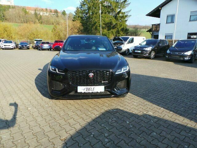 JAGUAR F-Pace R-Dynamic SE AWD