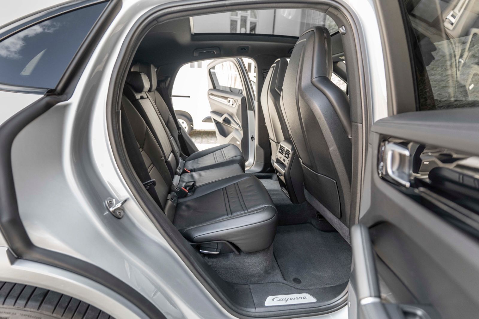 Fahrzeugabbildung Porsche Cayenne Coupe S PASM BOSE CARPLAY ACC CHRONO 360