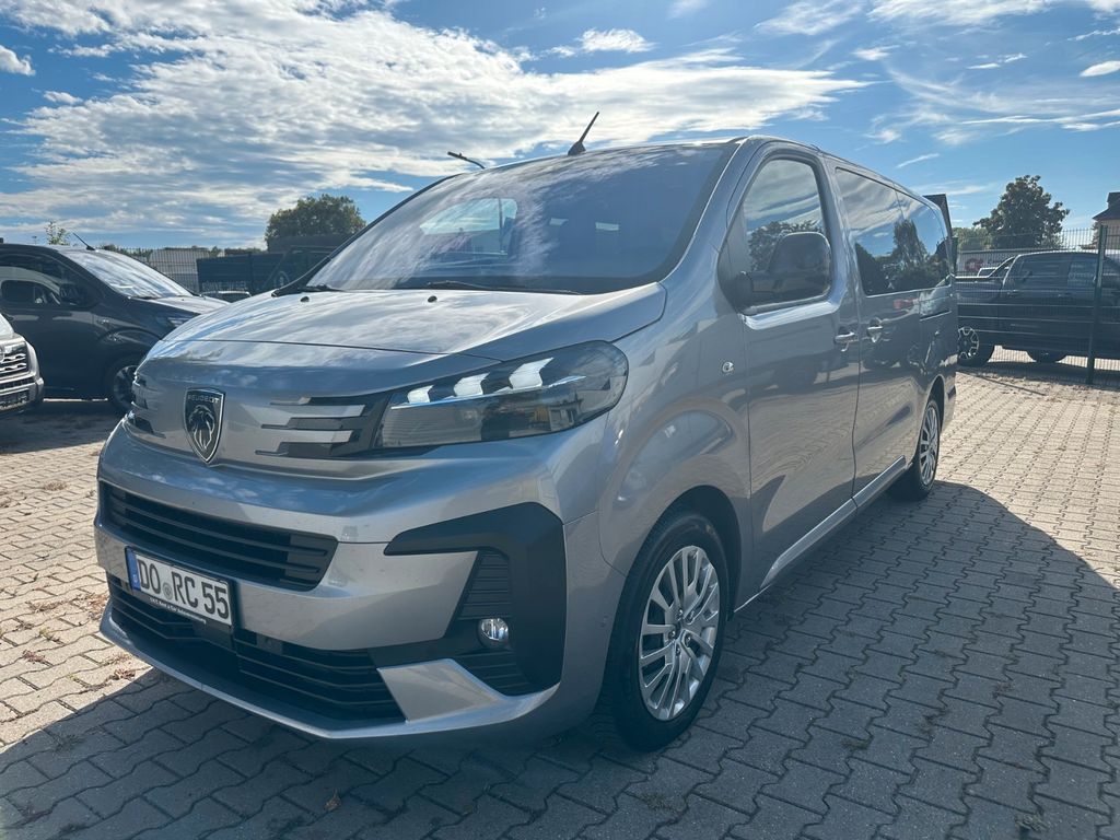 Image of Peugeot Traveller
