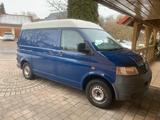 Volkswagen VW T5 Transporter 1.9 l Diesel - gebrauchte VW T5 aus dem Jahr 2004