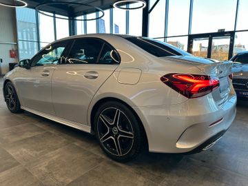 Mercedes-Benz A 250 A Limousine *AMG-LINE*NAVI*LED*KAM*