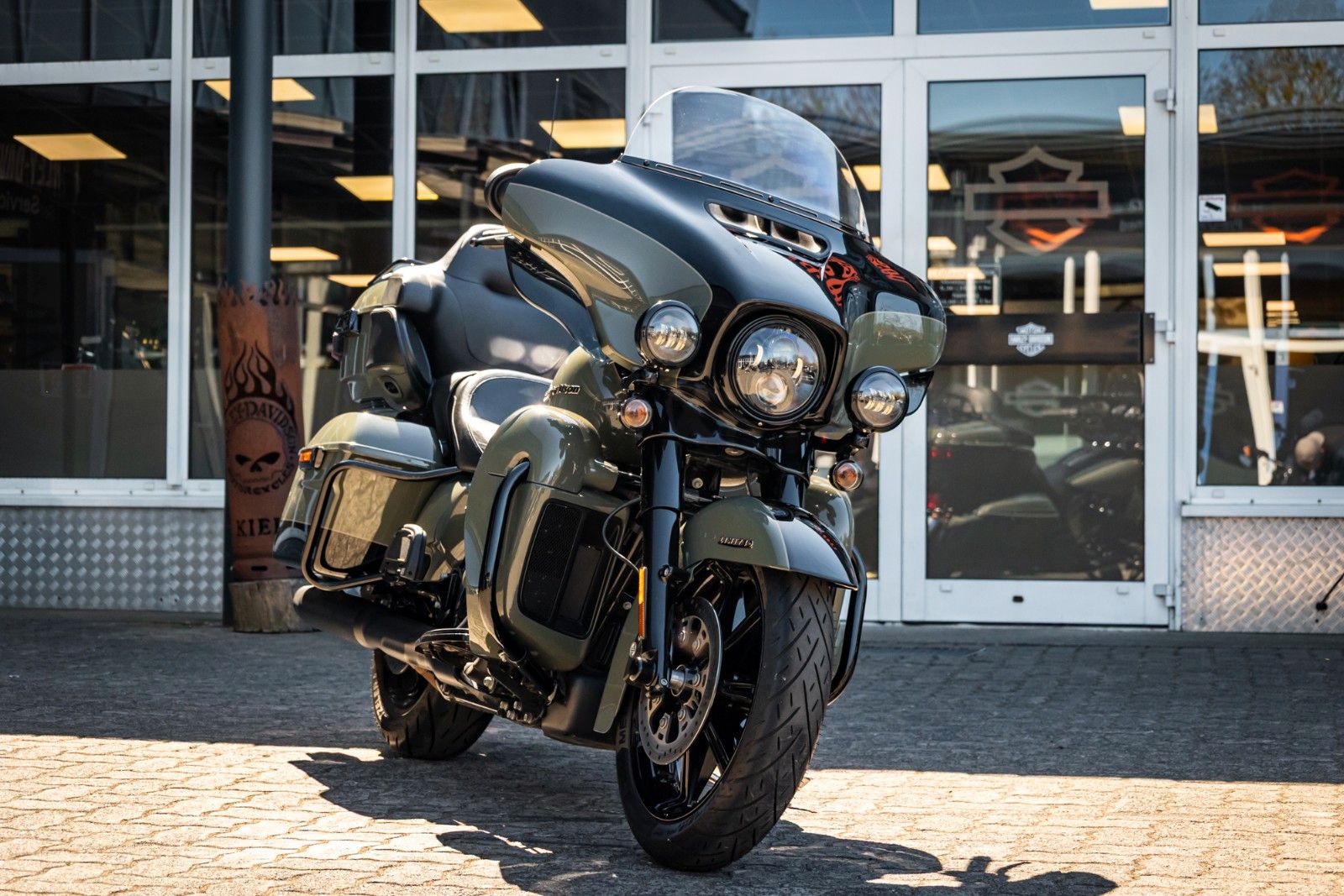 Fahrzeugabbildung Harley-Davidson FLHTK Electra Glide Ultra Limited 114cui