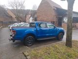 Ford Ranger - blaue Ford Ranger