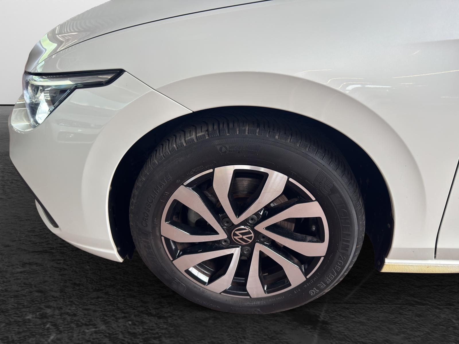 Volkswagen Golf 1.5 TSI Active AHK Navi LED Kamera PDC LM, миниатюра 5
