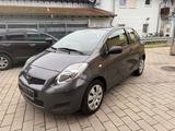 Toyota Yaris 1,0-l-VVT-i - Toyota Gebrauchtwagen in Karlsruhe