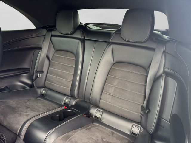 Fahrzeugabbildung Mercedes-Benz C 180 Cabrio 9G+AMG+LED+Navi+Cam+Burmester+DAB