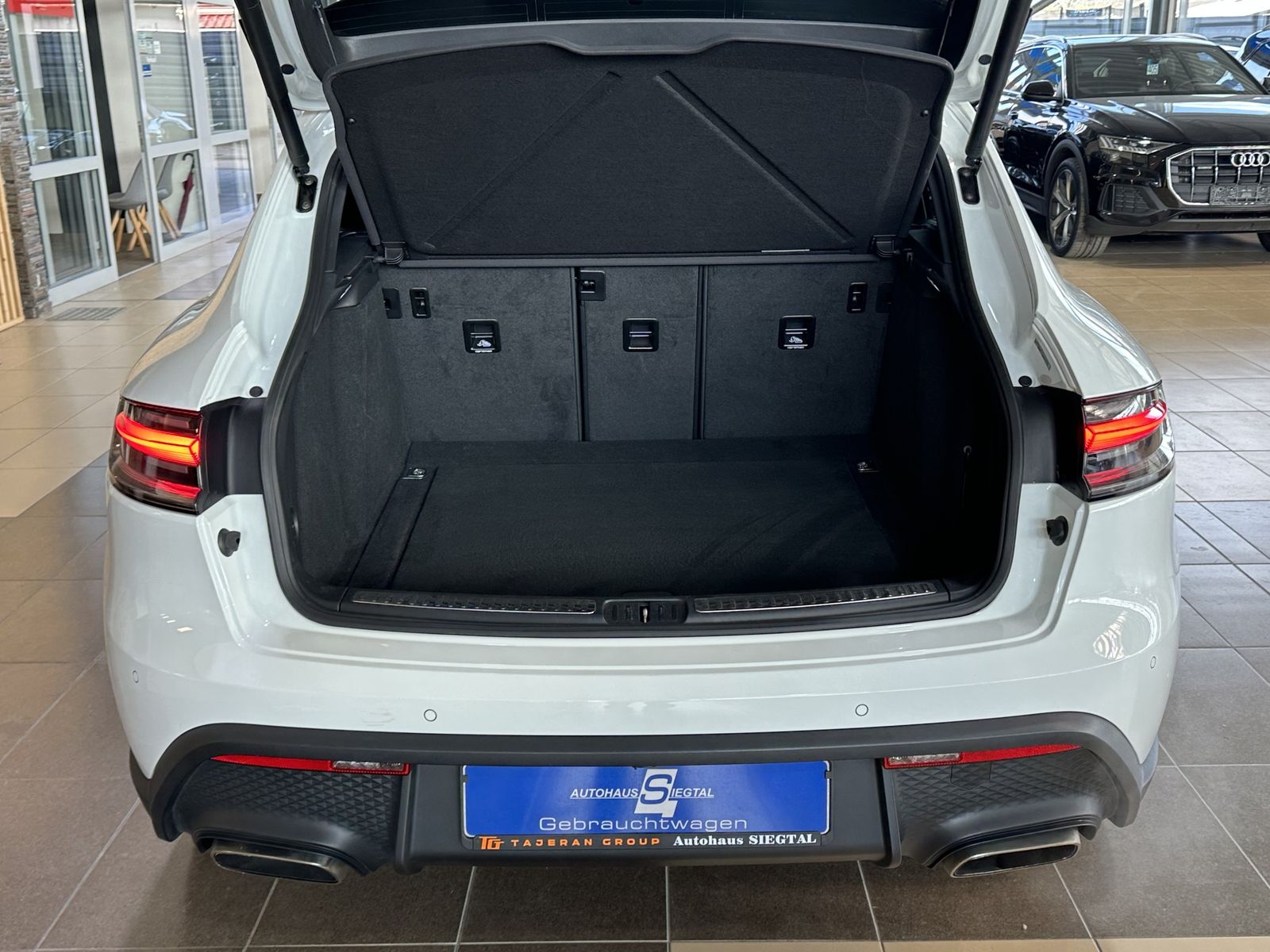Porsche Macan Allrad*R.Cam*Navi*Leder*SHZ*LED*Tempomat foto 6