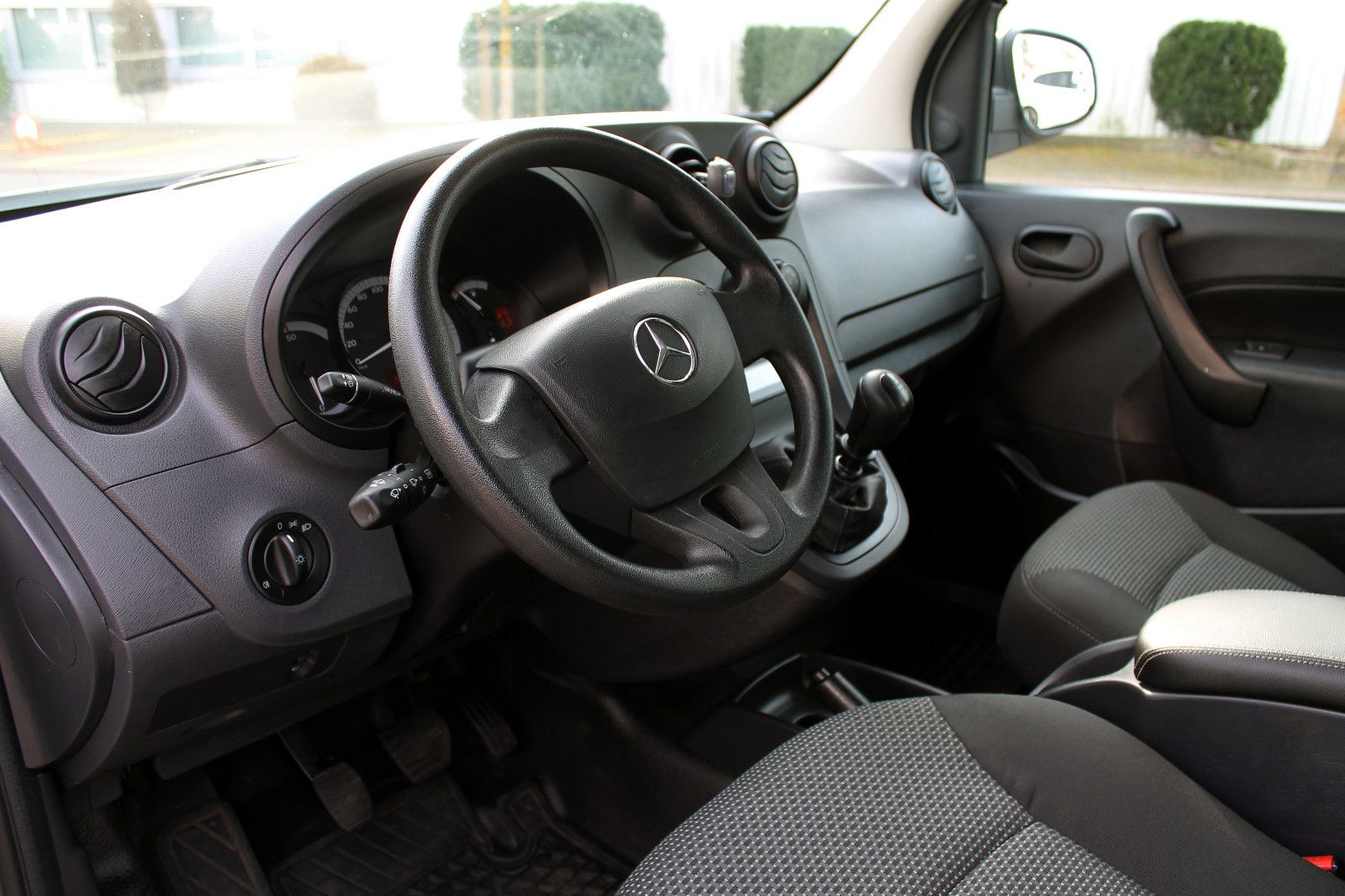 Fahrzeugabbildung Mercedes-Benz Citan Kasten 109CDI Lang TEMP PDC BT KLIMA DAB