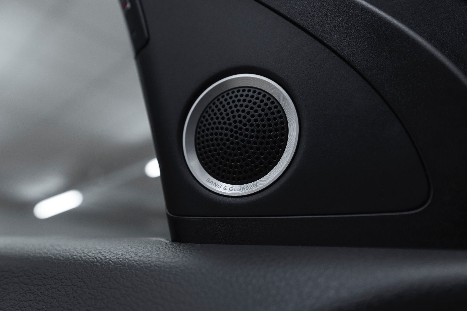 Fahrzeugabbildung Audi SQ5 3.0TFSI QUATTRO B&O BIXENON KAM NAV ALC PANO