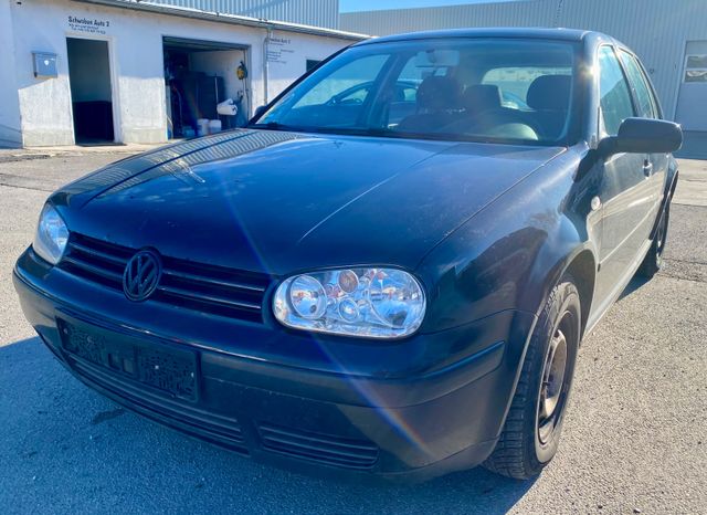 Volkswagen Golf 1.6 Edition"Klima"Fährt-Bremst-Lenkt"