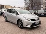 Toyota Verso 1.8l Valvematic*Panorama*R-Cam*Navi*Top - Toyota Verso: Automatik