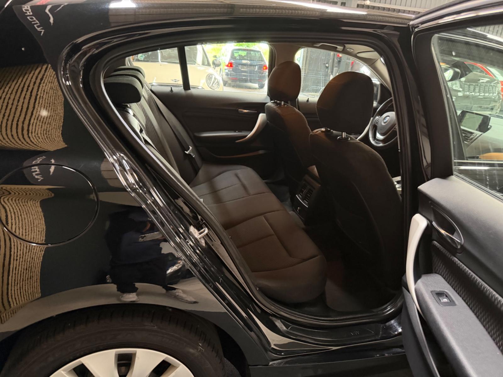 BMW 118 1 Limousine 5-trg. 118 d Advantage