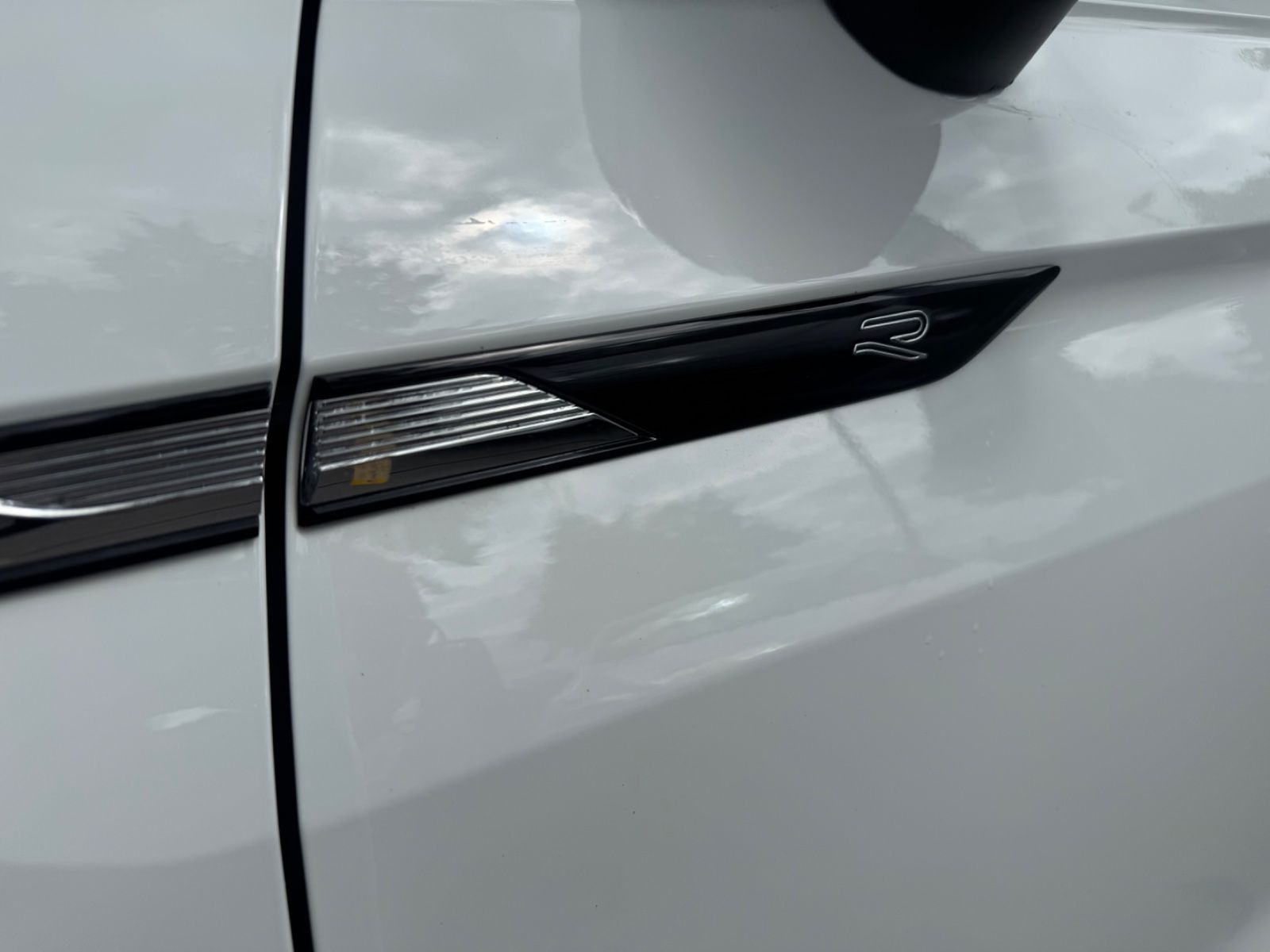 Volkswagen Tiguan Allspace R-Line 4Motion *7-SITZER/STHZ* foto 7