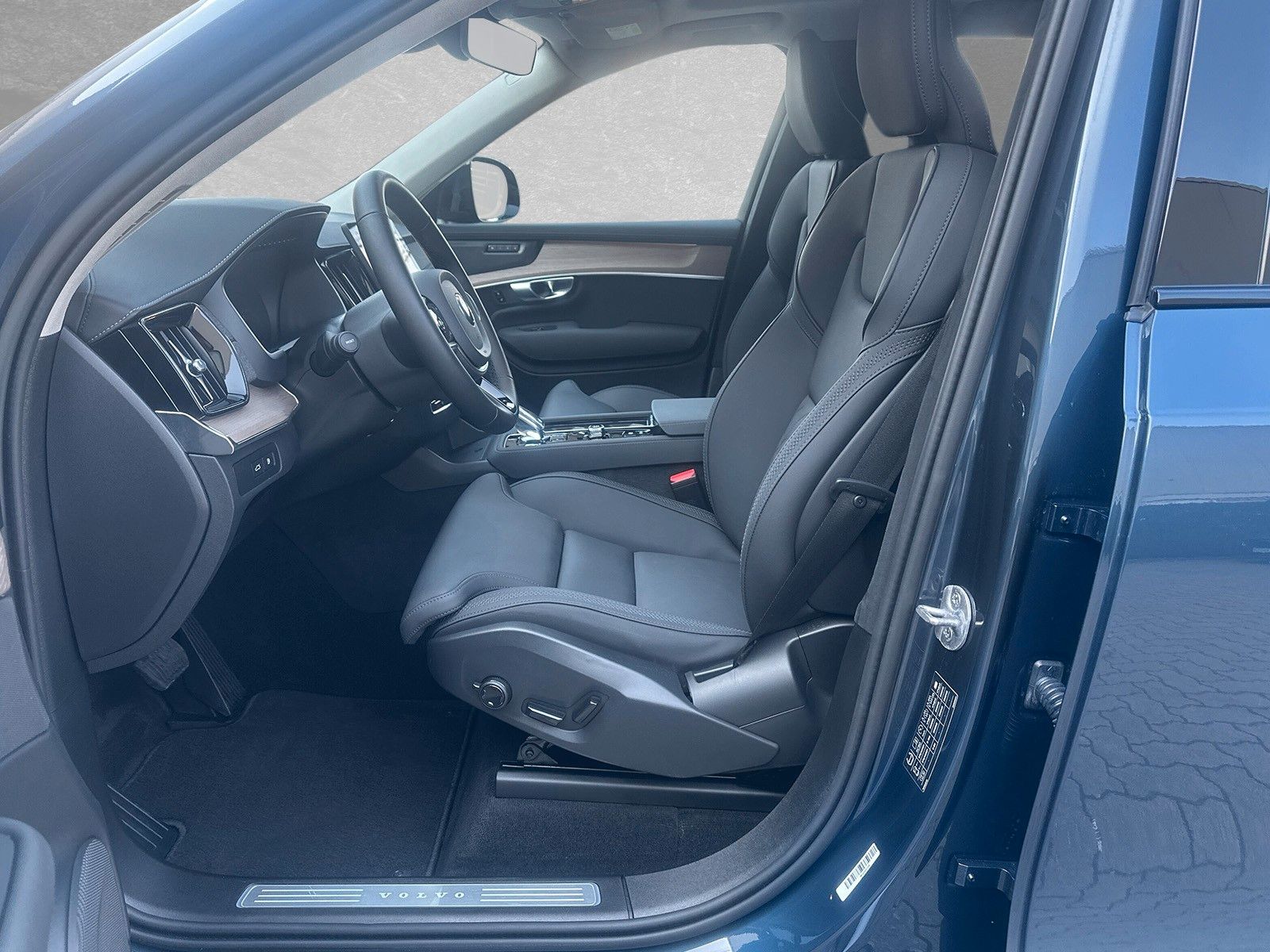 Volvo XC90 T8 AWD Ultra Dark 7-Sitzer ACC BLIS HUD SD foto 3