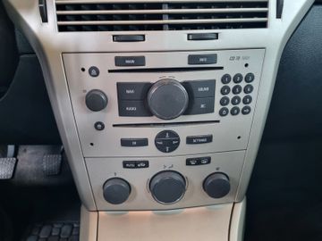 Fahrzeugabbildung Opel Astra 1.8 ECOTEC Edtion