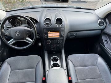 Mercedes ML 350 - 9