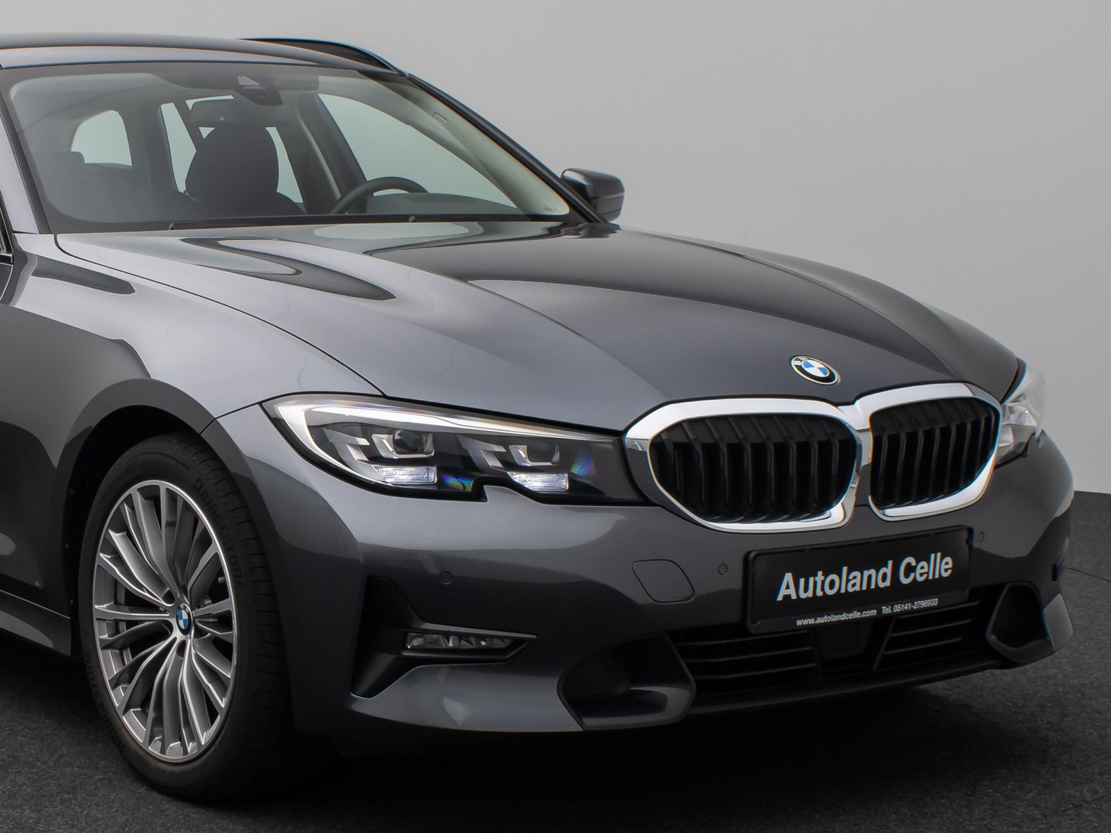 Fahrzeugabbildung BMW 320i Sport Line PDC Stop&go Standhzng Leder 18"