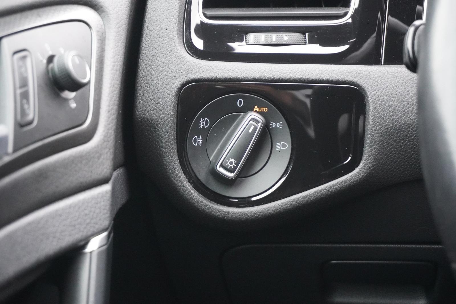 Volkswagen Golf VII 2.0 GTI Performance Navi Dynaudio ACC