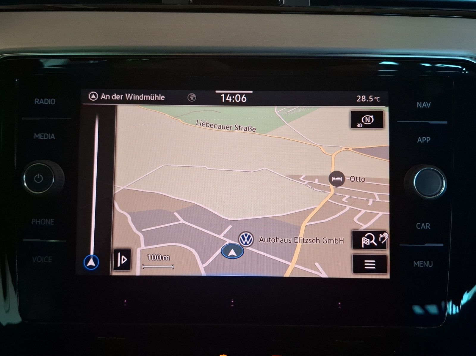 Fahrzeugabbildung Volkswagen Passat Variant TDI Elegance DSG R-Line Matrix AH