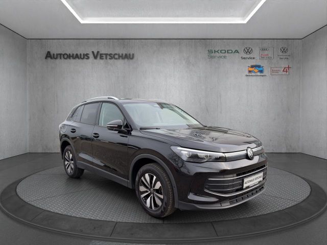 Tiguan Life 2.0 TDI 4M DSG/AHK/DCC/RFK/elHK/ACC