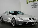 Mercedes-Benz SLR McLaren Coupé/DT.AUSLIEF/WENIG KM/KERAMIK - Mercedes-Benz SLR: Sportwagen