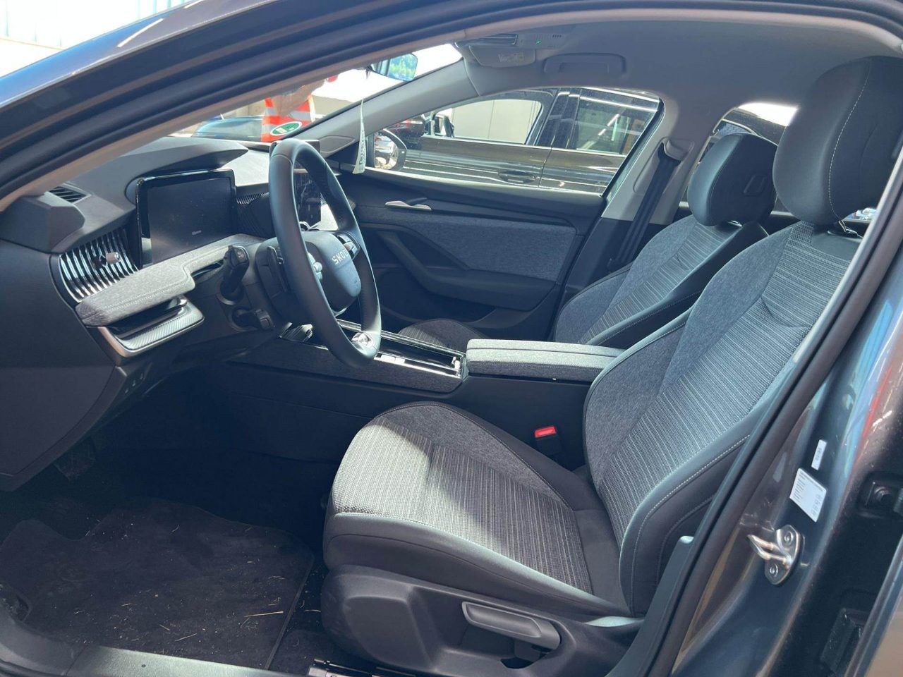 Skoda Superb - Bild 4