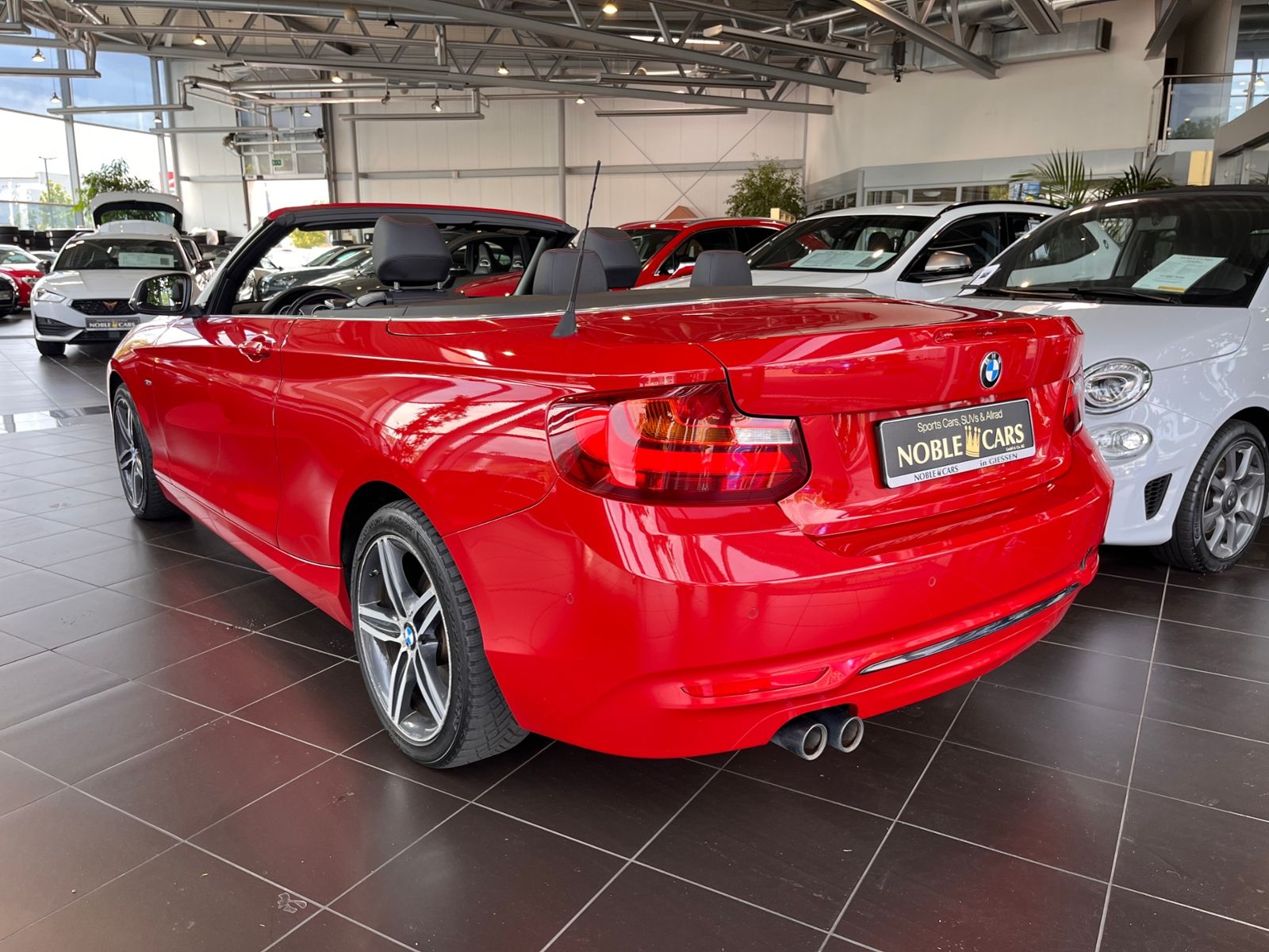 Fahrzeugabbildung BMW 220d Cabrio KLIMA NAVI ALU