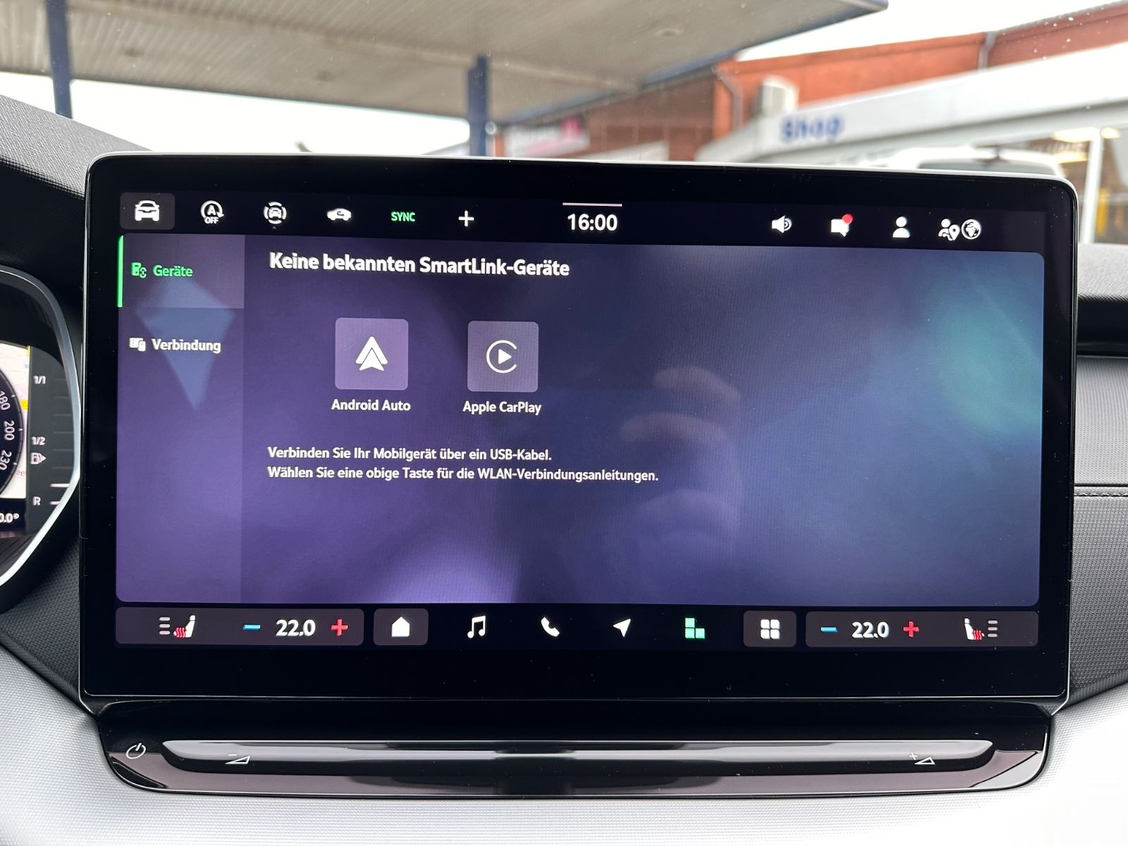 Fahrzeugabbildung SKODA Octavia Combi 1.5 TSI Selection AHK/Navi/LED/ACC