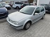 Volkswagen Golf 4 Automatik 95.000 km tüv neu - Volkswagen Golf: 95
