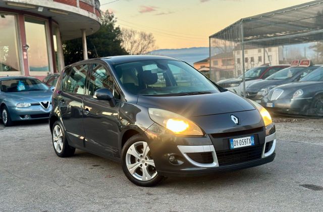 Renault Scénic X-Mod 1.5 dCi 110CV Luxe ok neopa