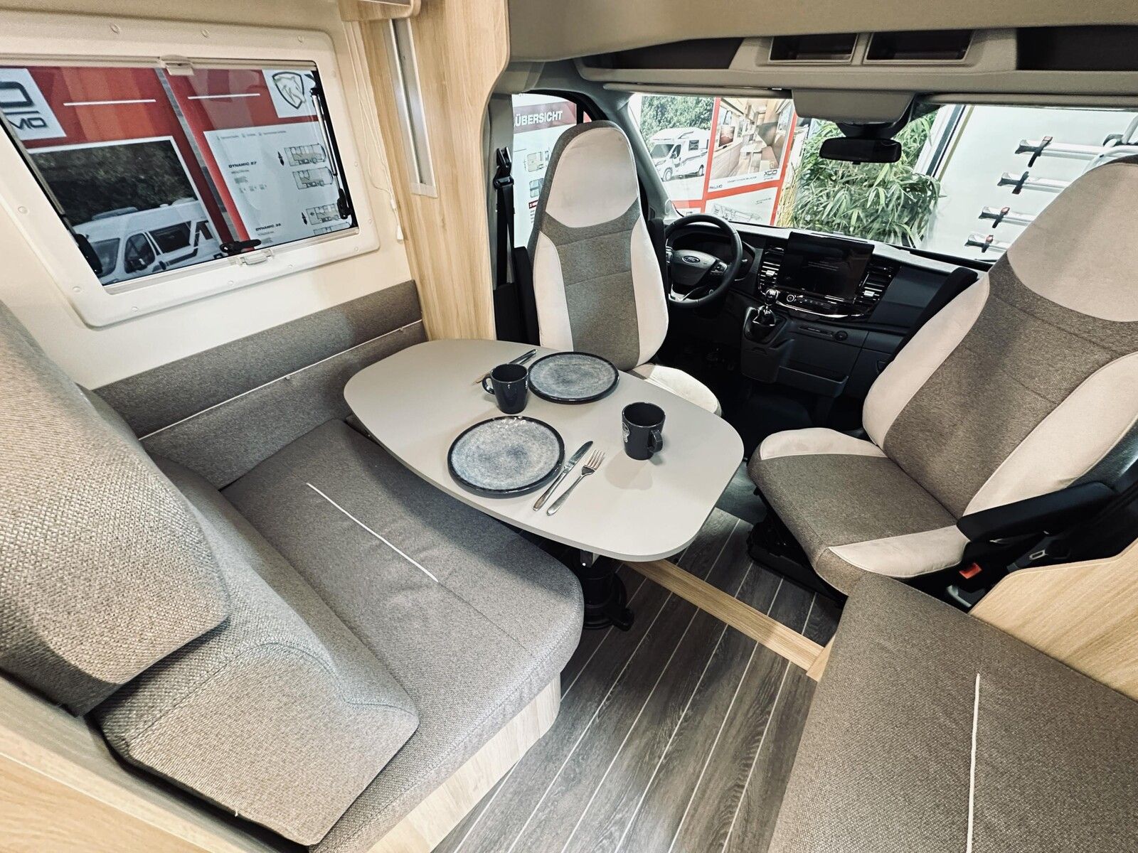 Fahrzeugabbildung NobelART T 5000 Ford