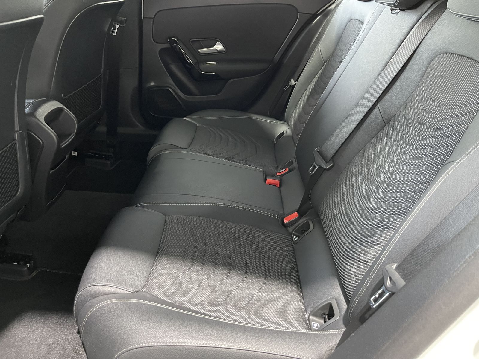 Fahrzeugabbildung Mercedes-Benz A 250 250e*Navi*Cam*PDC*LED*Digital*Leder*