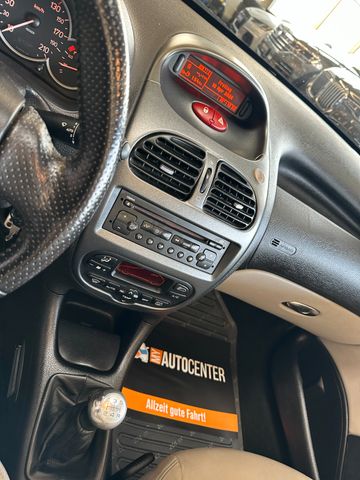 Peugeot 206 Cabriolet CC Platinum *TÜV NEU* Alu*Navi*