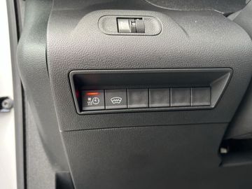 Peugeot e-Partner L2 EHZ (50kWh)