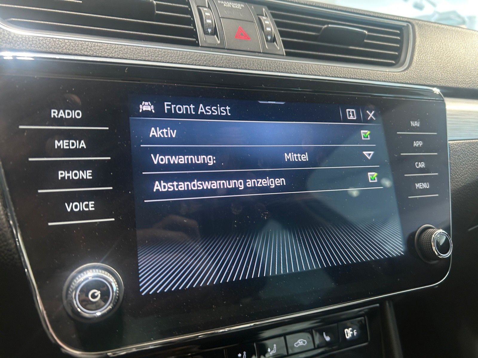 Skoda Superb Lim. Ambition 4x4 DSG ACC SHZ NAV KESSY foto 23
