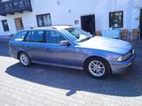 BMW 530i Touring TÜV bis 4/27 Schalter sta... - BMW 530 aus 2002: Kombi