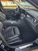 Mercedes-Benz GLC 300 4MATIC / 360° / AHK / Garantie - gebrauchte Mercedes-Benz GLC 300 aus dem Jahr 2020
