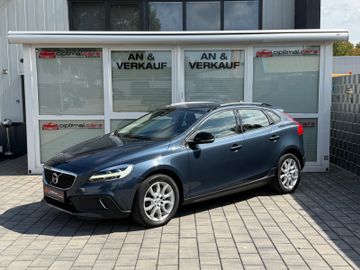 Volvo V40 Cross Country - 1