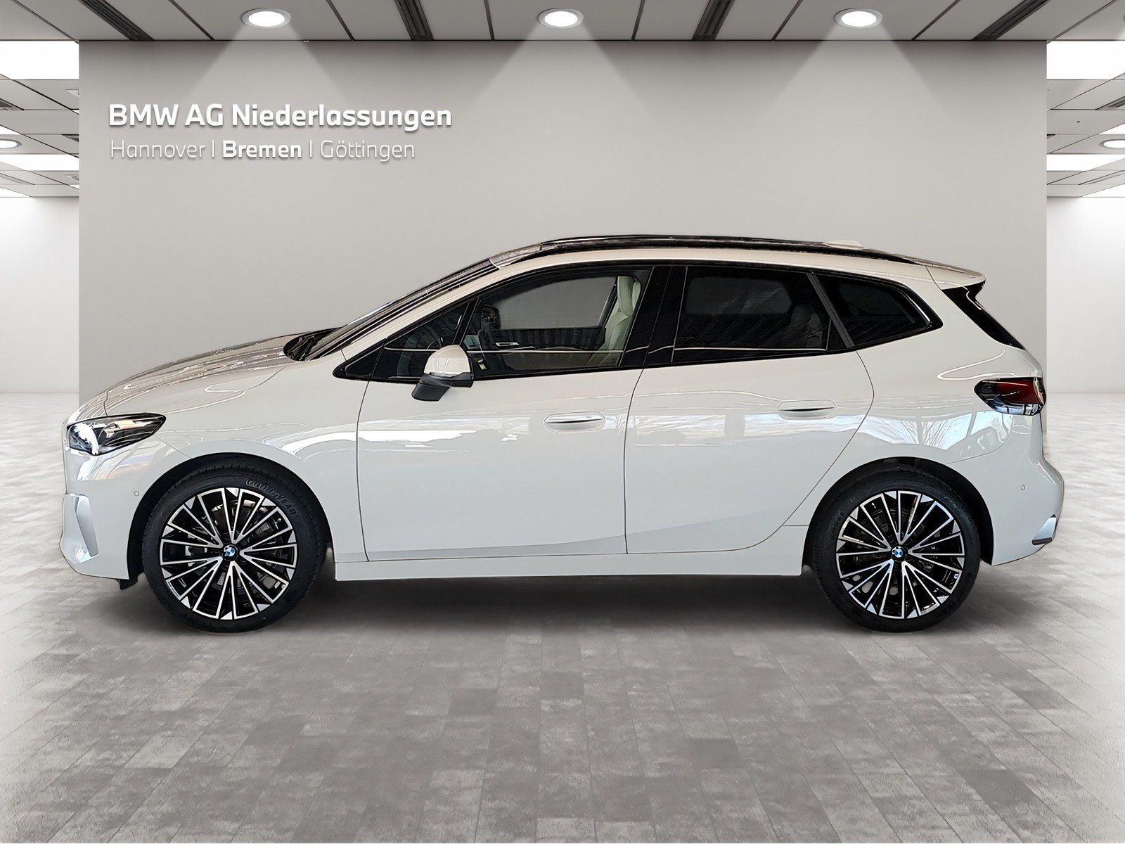 BMW 223 Active Tourer - Bild 3