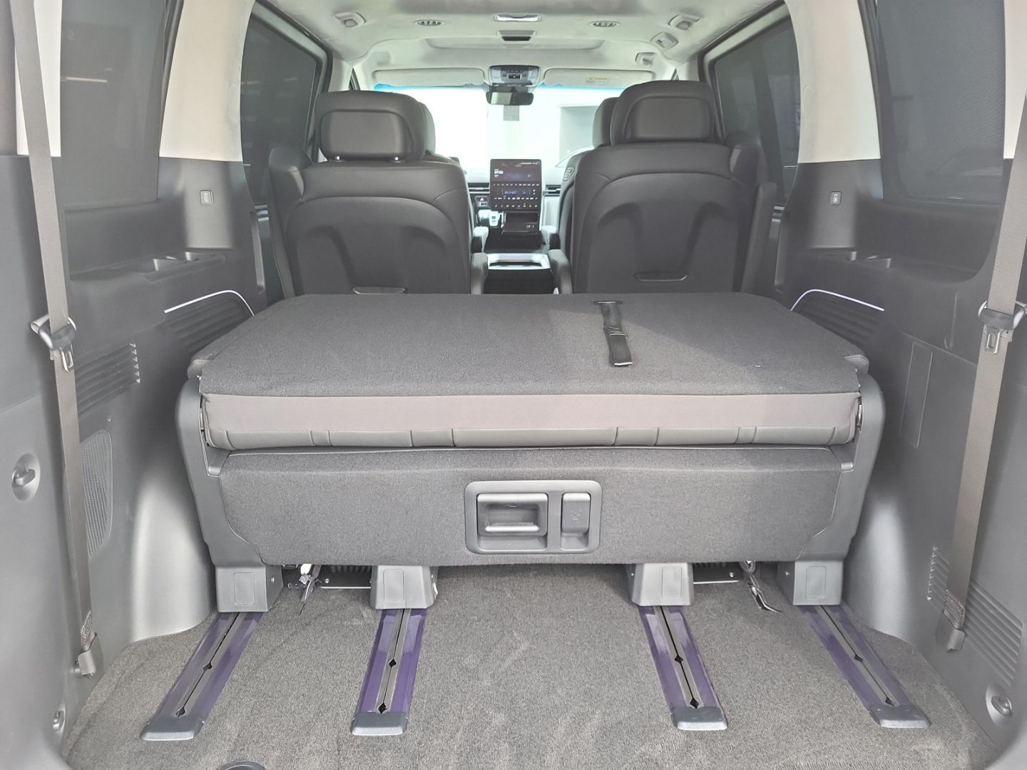 Hyundai Staria – Bild 20