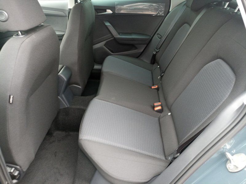Fahrzeugabbildung SEAT Arona  1.0 TSI DSG Style Edition 5 Jahre Garanti