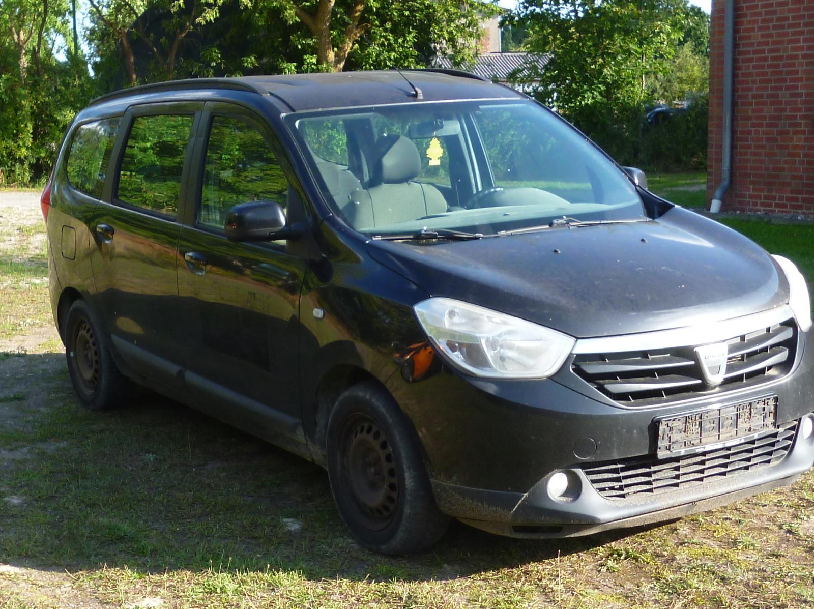 Dacia Lodgy 2013 — interior
